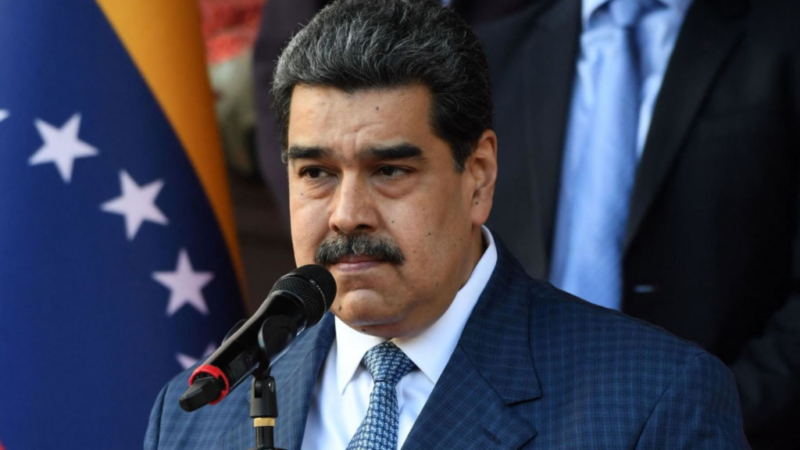 SURPRESA: Exalgoz de Maduro se autoproclama presidente da Venezuela em movimento histórico
