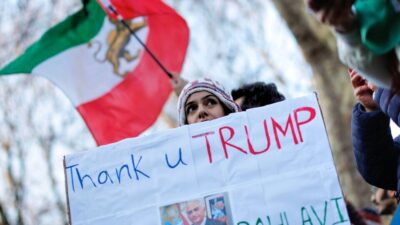 Revolução no Irã: Filho do Xá prevê colapso total e convoca população à ação!