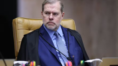 ESTOPIM: Toffoli flagrado gravando ministros em sessão secreta do STF