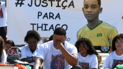 Absolvem PMs na Cidade de Deus: fim da investigação por morte de jovem gera comoção e acusações de impunidade no RJ