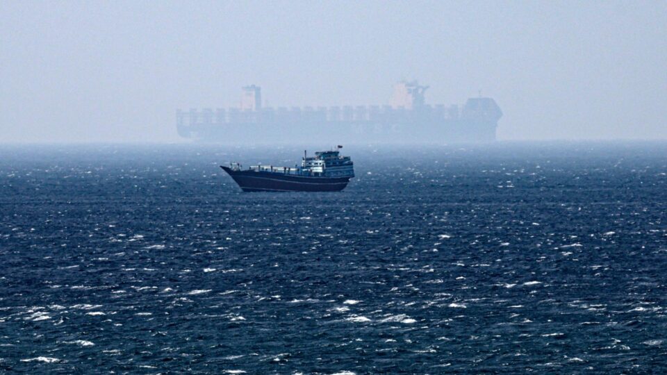 ESTREITO DE ORMUZ: O PONTO MAIS PERIGOSO DO PLANETA ONDE QUALER ERRO PODERIA ACENDER A GUERRA!