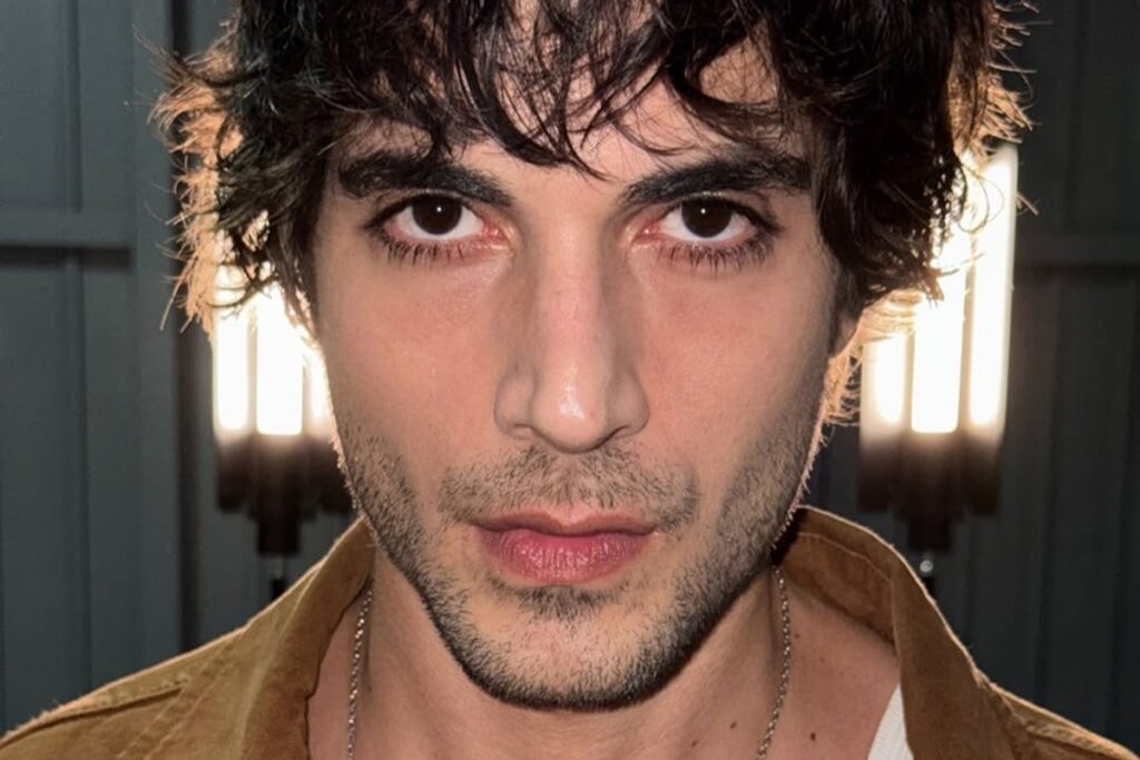 Fiuk EXPLODE após nova música virar alvo de chacota