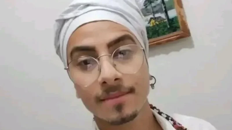 Pai de santo é brutalmente assassinado a facadas dentro de própria casa na Bahia