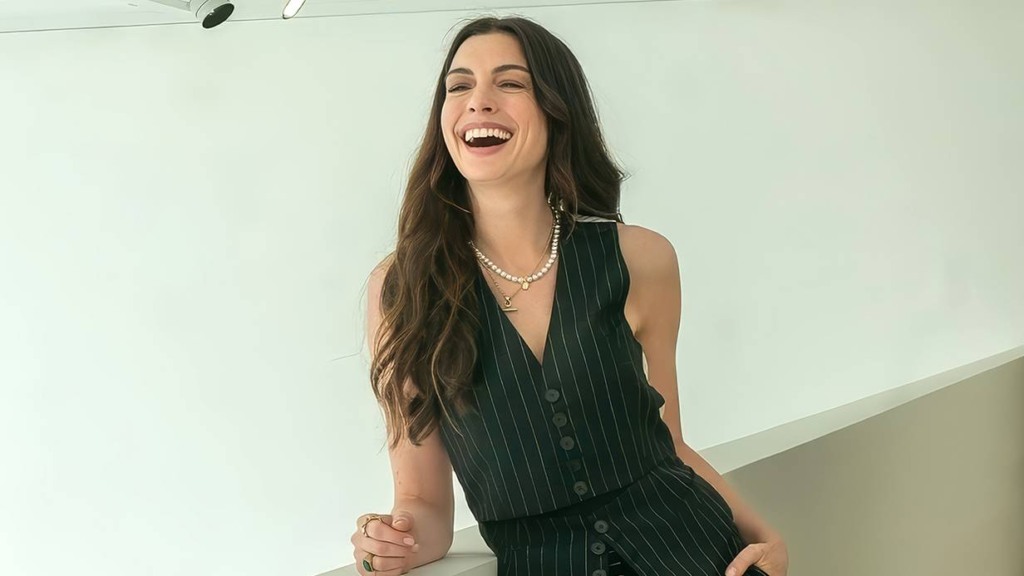 Anne Hathaway confessa: atriz ficou praticamente cega por uma década