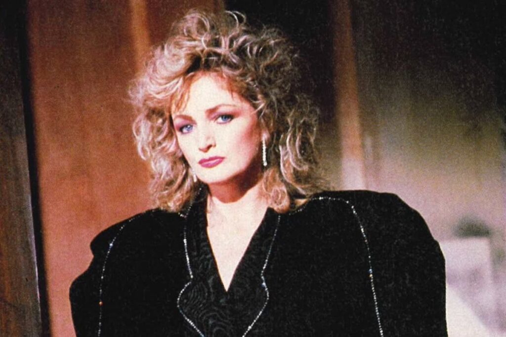 Emergência! Últimas atualizações sobre a saúde de Bonnie Tyler após internação. Veja!