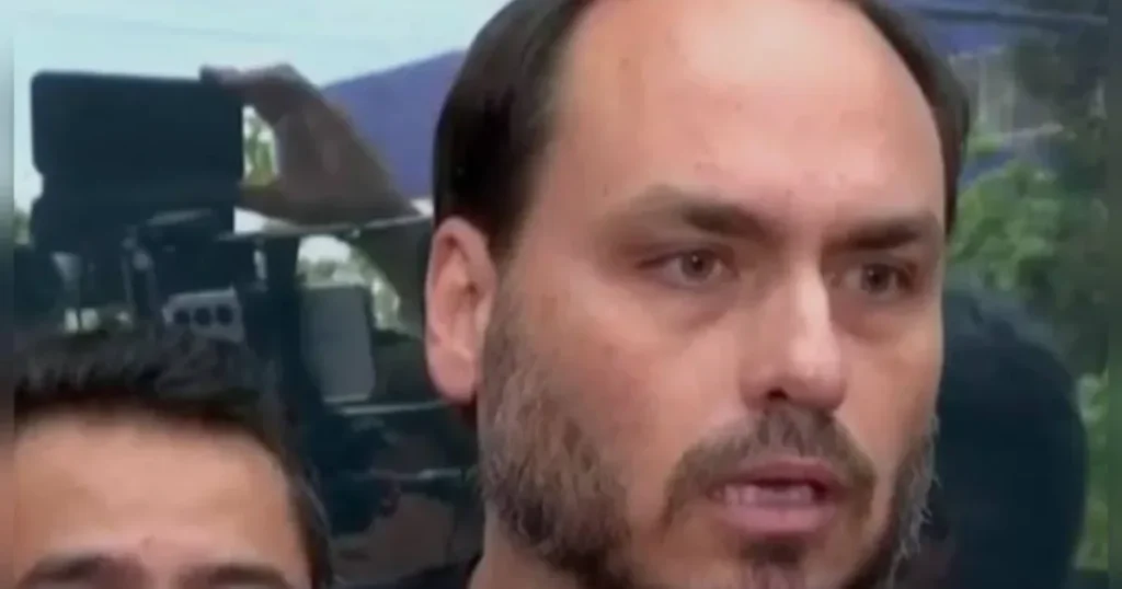 BREAKING NEWS: Carlos Bolsonaro confirma ex-presidente em sala de cirurgia URGENTE
