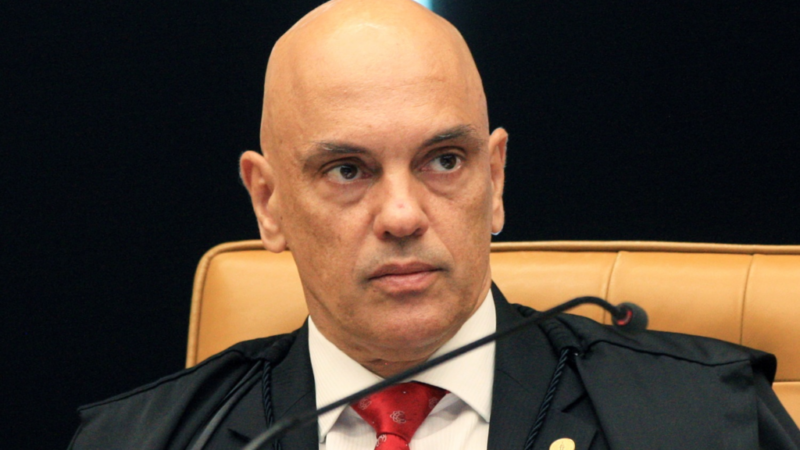 Moraes solta surpresa: 5 presos do 8/1 ganham liberdade de imediato