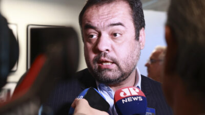 PF DESMONTA ESCÂNDALO DO MASTER: Dinheiro só fluía se políticos se curvassem a Castro!