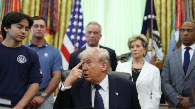 ESCÂNDALO: Trump EXPLODE contra Papa: 'Colocando CATÓLICOS em PERIGO' - Ataque Sem Limites ao Vaticano