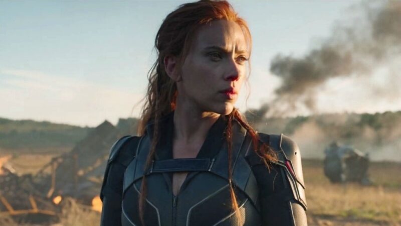 ESCÂNDALO em Cannes: Scarlett Johansson humilha diretor ao ignorar chamado durante premiação