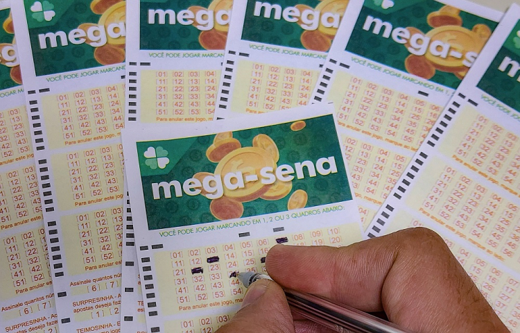 Mega-Sena: Fortuna de R$ 16 Milhões Estoura! Quem vai ser o próximo milionário?